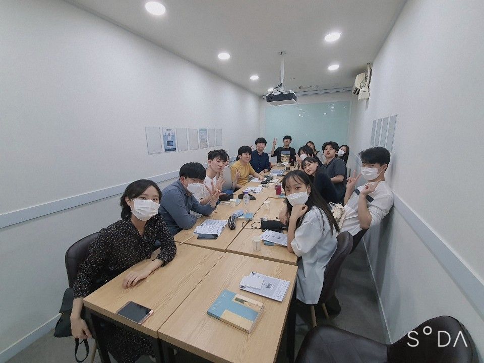 ❤️제 2650회 정기모임 멤버십 사암기고<바깥은 여름>❤️ 사진
