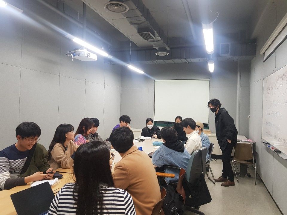❤️제 2644회 정기모임 멤버십 사암기고<페미니즘: 주변에서 중심으로>❤️ 사진
